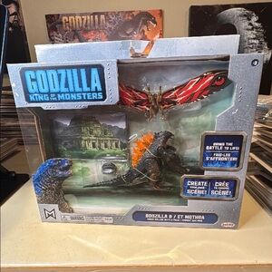 Godzilla & Mothra Action Figure Set